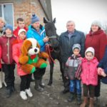 Семье из Долгоруковского района подарили Дюймовочку