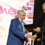 Альберту Лиханову вручена премия «Своя колея»